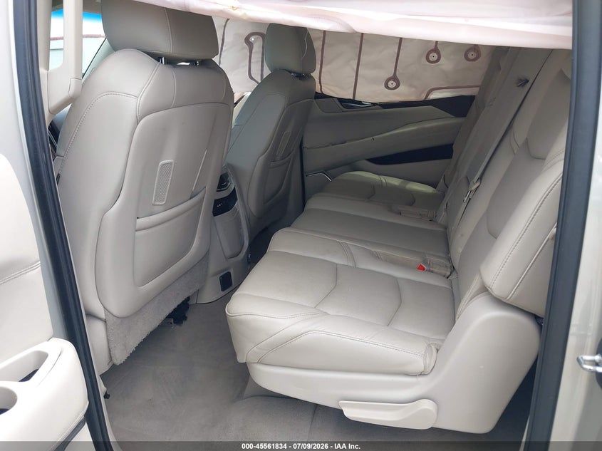2016 CADILLAC ESCALADE ESV auction photo 8