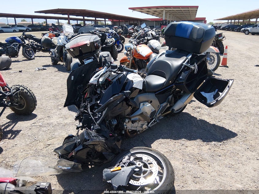 2022 BMW K1600 auction photo 2