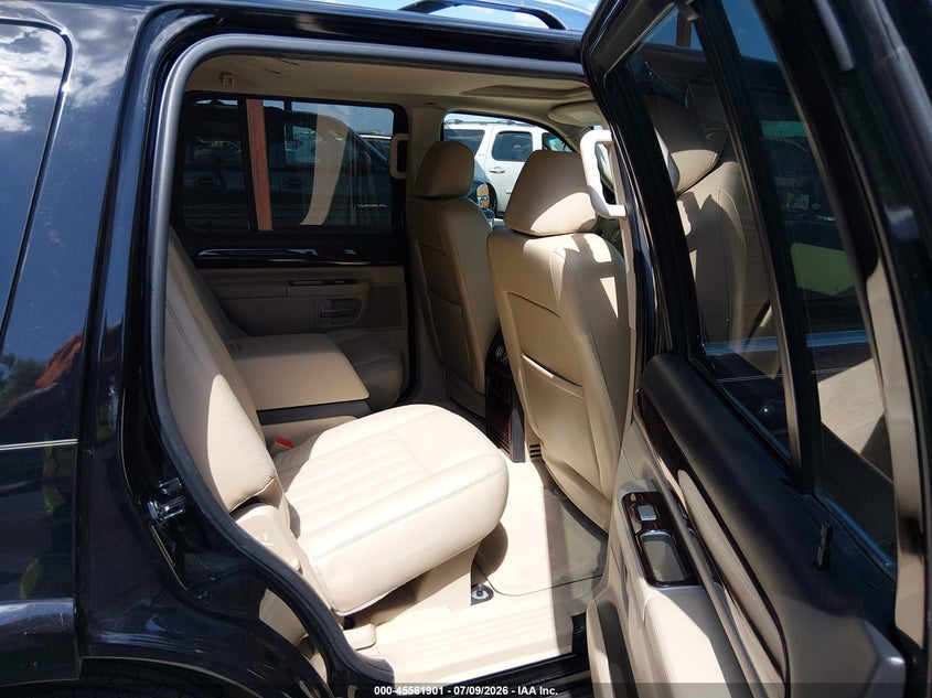 2005 LINCOLN AVIATOR auction photo 8
