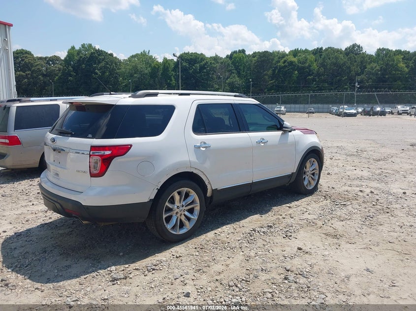 2015 FORD EXPLORER auction photo 4