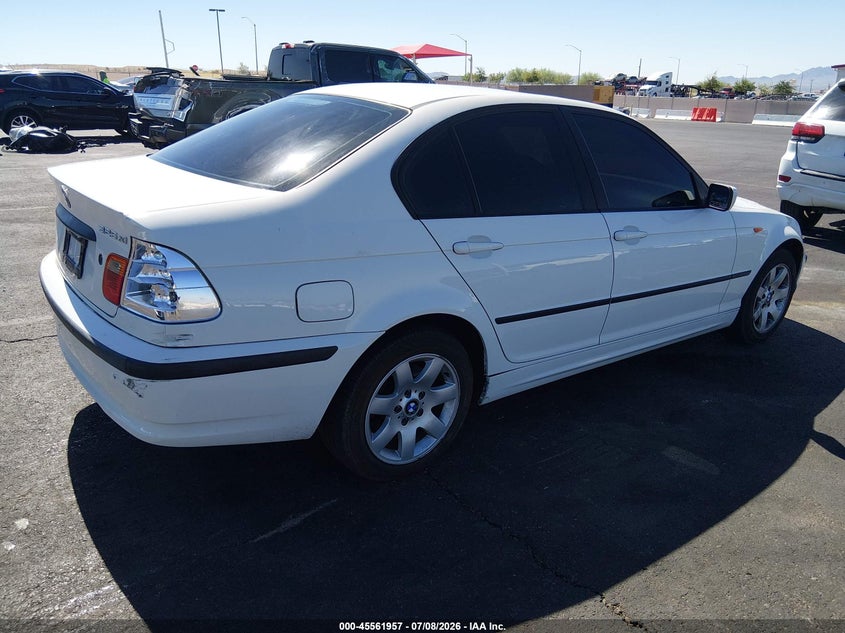 2005 BMW 325XI auction photo 4