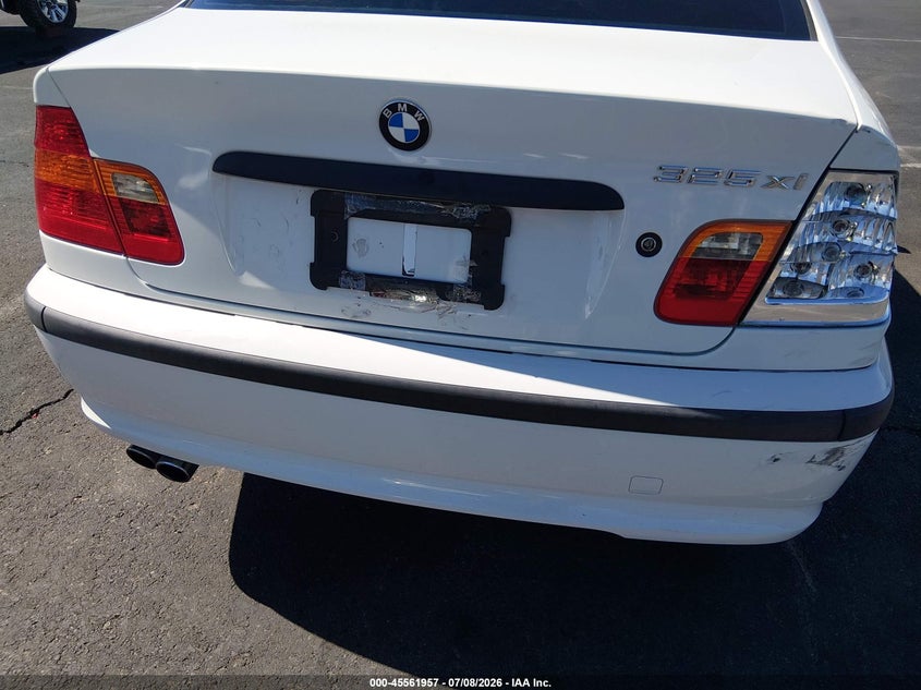 2005 BMW 325XI auction photo 6