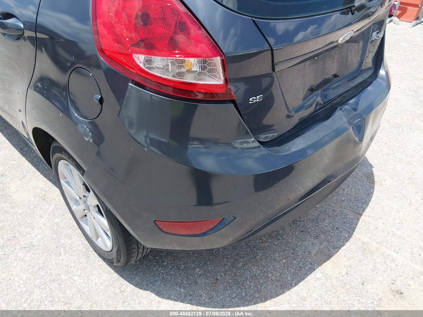 2013 Ford Fiesta Se VIN: 3FADP4EJ8DM118814 Lot: 45562129