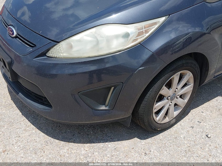 2013 Ford Fiesta Se VIN: 3FADP4EJ8DM118814 Lot: 45562129