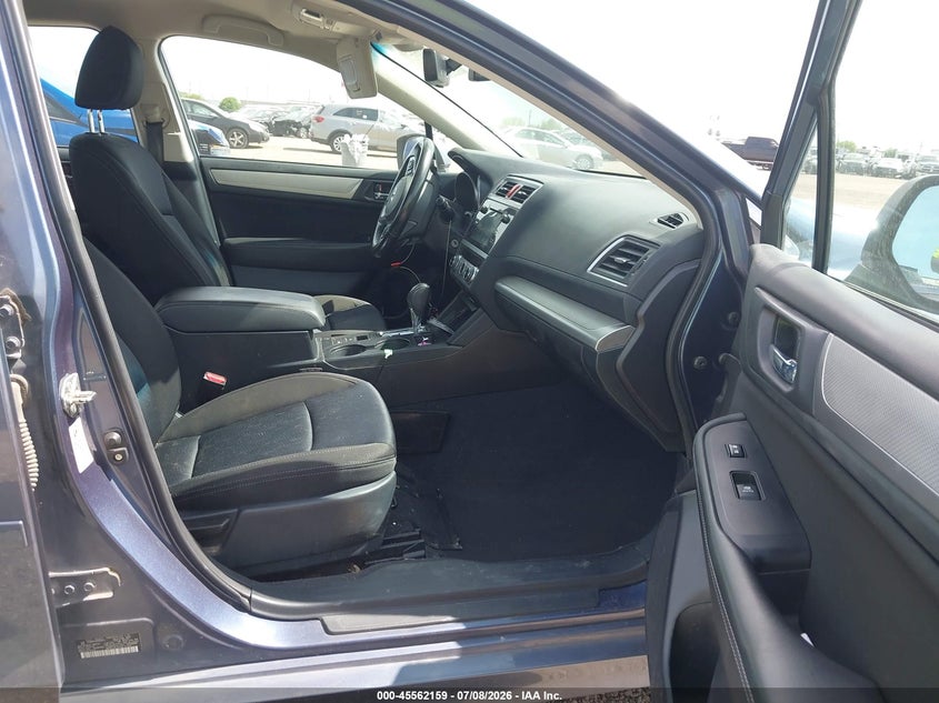 2017 SUBARU LEGACY auction photo 5