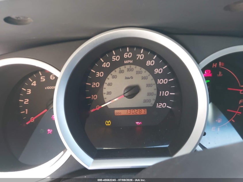 2005 TOYOTA TACOMA auction photo 7
