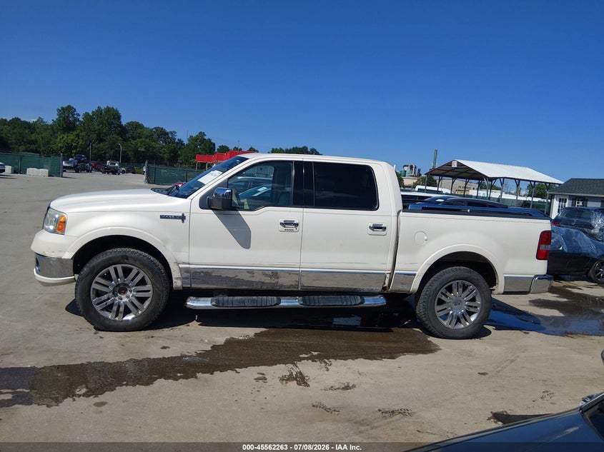 2007 Lincoln Mark Lt VIN: 5LTPW18547FJ11674 Lot: 45562263