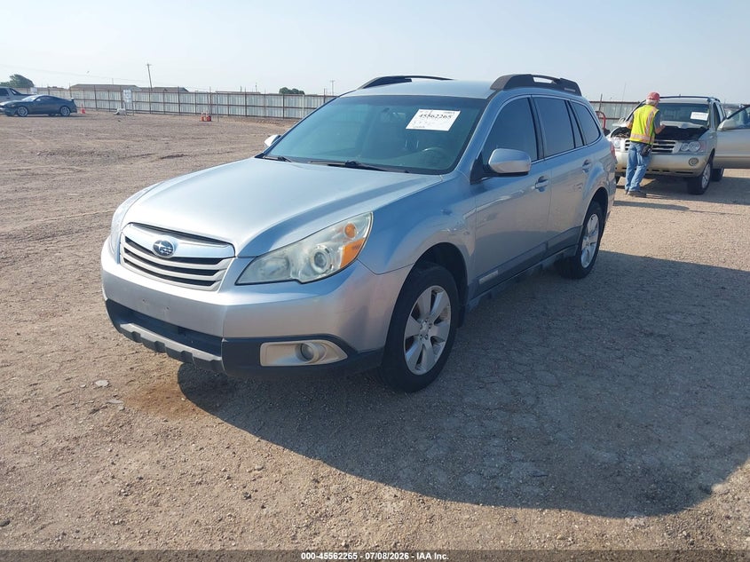 2012 SUBARU OUTBACK auction photo 2