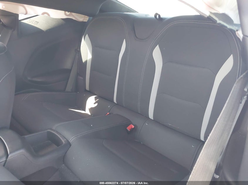 2018 CHEVROLET CAMARO auction photo 8