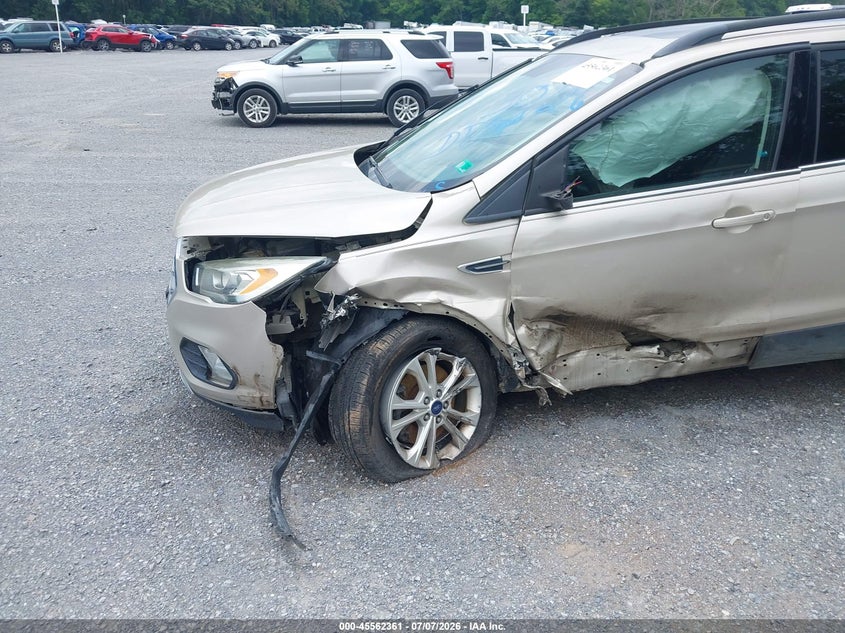 2017 FORD ESCAPE auction photo 6