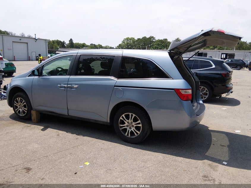2011 HONDA ODYSSEY auction photo 3