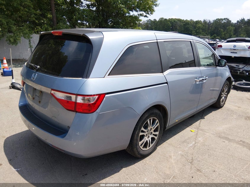 2011 HONDA ODYSSEY auction photo 4