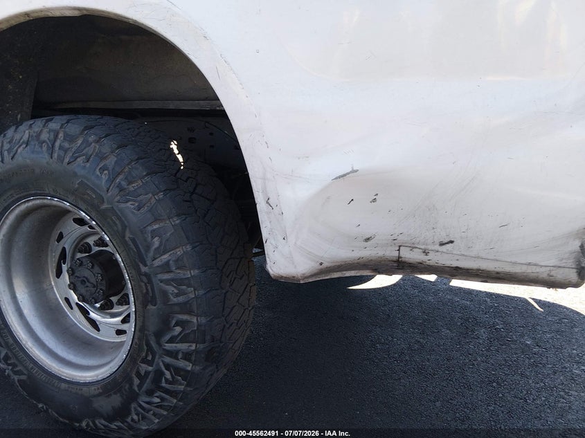 1999 FORD F-350 auction photo 6