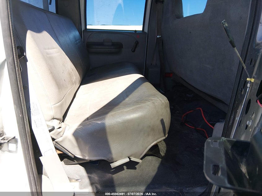 1999 FORD F-350 auction photo 8