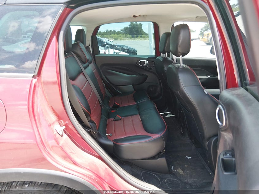 2015 Fiat 500L Urbana Trekking VIN: ZFBCFADH7FZ031559 Lot: 45562495