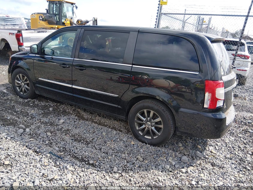 2015 CHRYSLER TOWN & COUNTRY auction photo 3