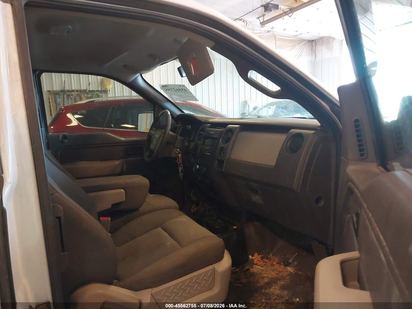 2010 FORD F-150 auction photo 5