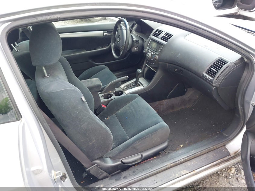 2004 HONDA ACCORD auction photo 5