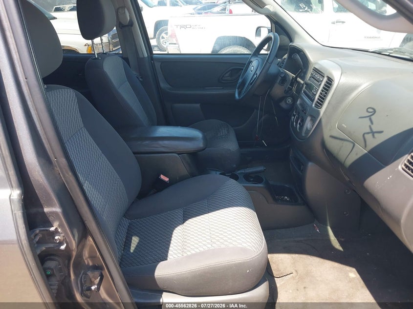2004 FORD ESCAPE SPORT UTILITY VEHICLE 3.0L V-6 DOHC, 201HP