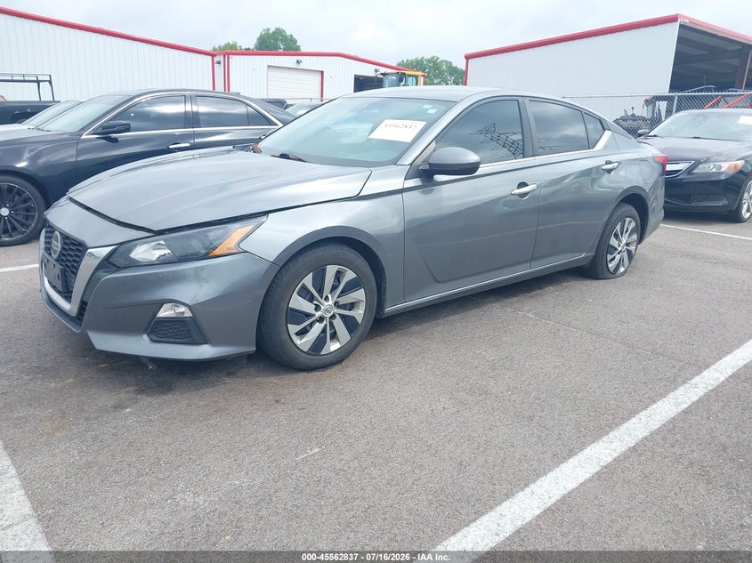 2022 NISSAN ALTIMA auction photo 2