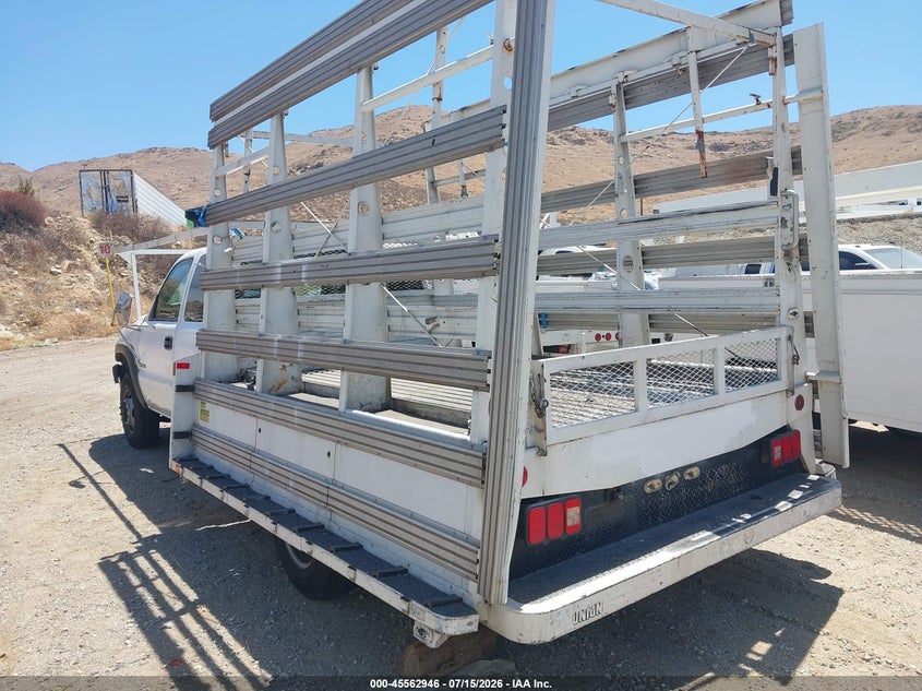2001 CHEVROLET SILVERADO 3500 CHASSIS auction photo 3