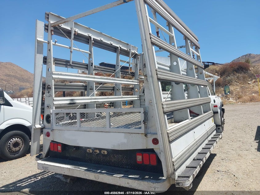 2001 CHEVROLET SILVERADO 3500 CHASSIS auction photo 4