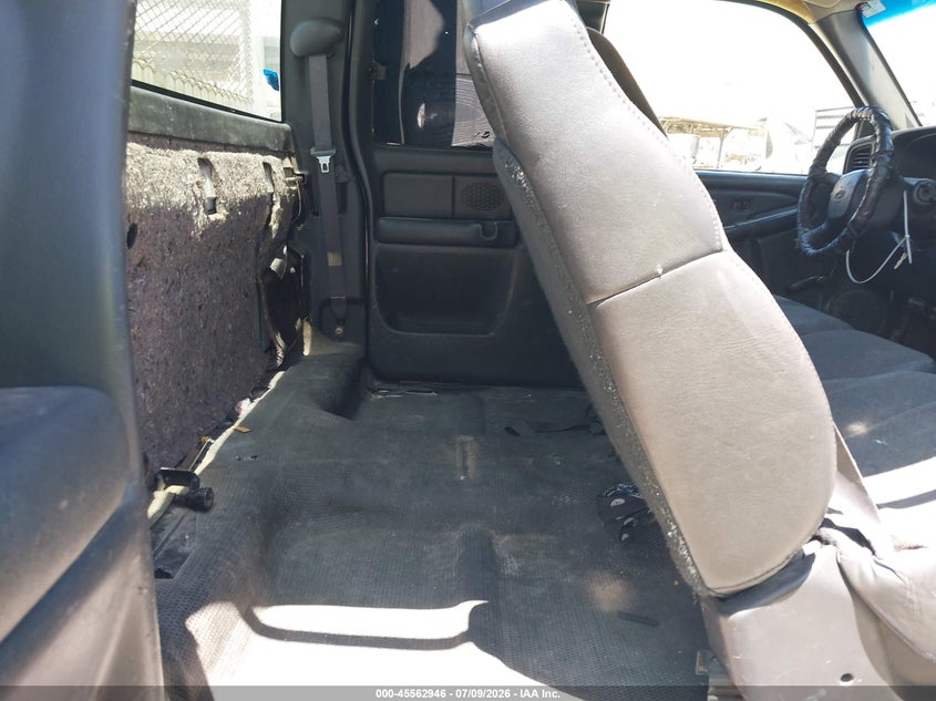 2001 CHEVROLET SILVERADO 3500 CHASSIS auction photo 6