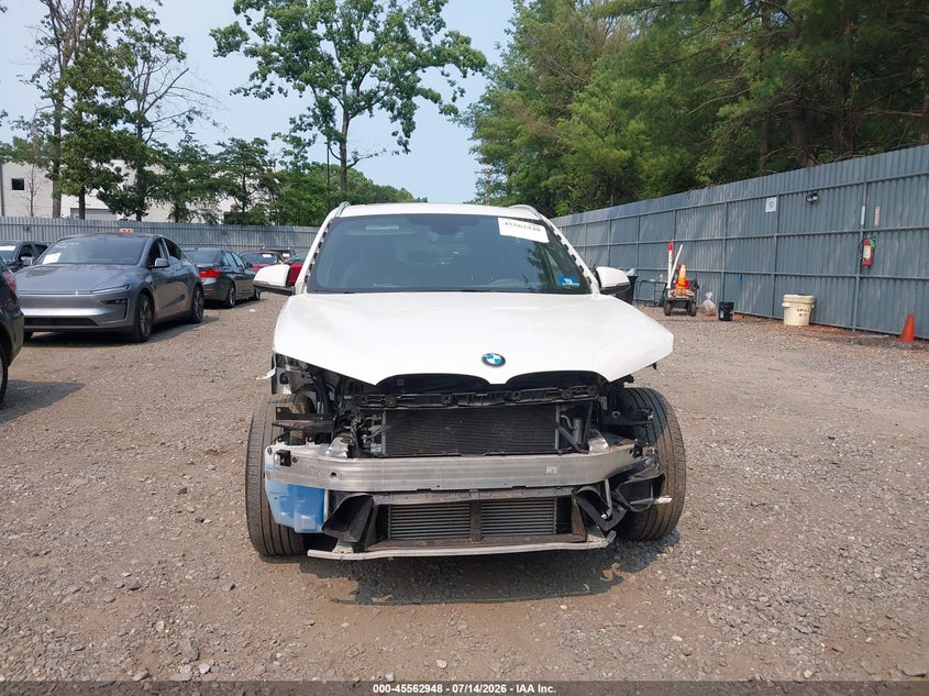 2018 BMW X1 xDrive28I VIN: WBXHT3C31J5L34241 Lot: 45562948