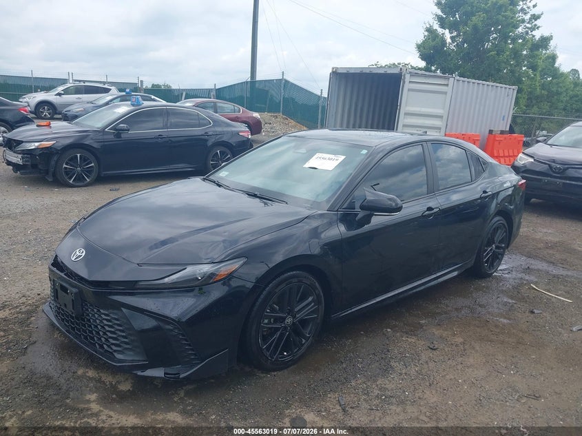 TOYOTA CAMRY - zdjęcie 2