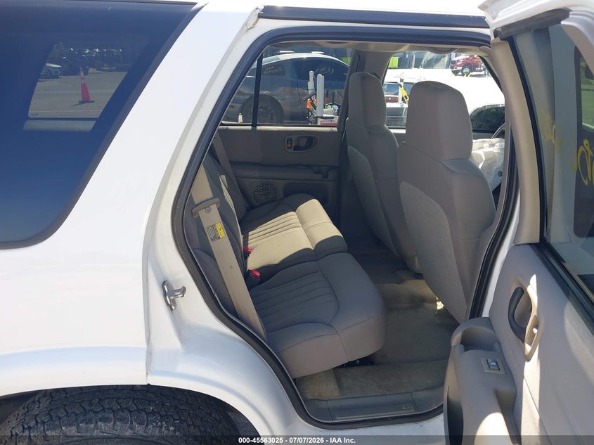 2005 Chevrolet Blazer Ls VIN: 1GNDT13X75K115155 Lot: 45563025