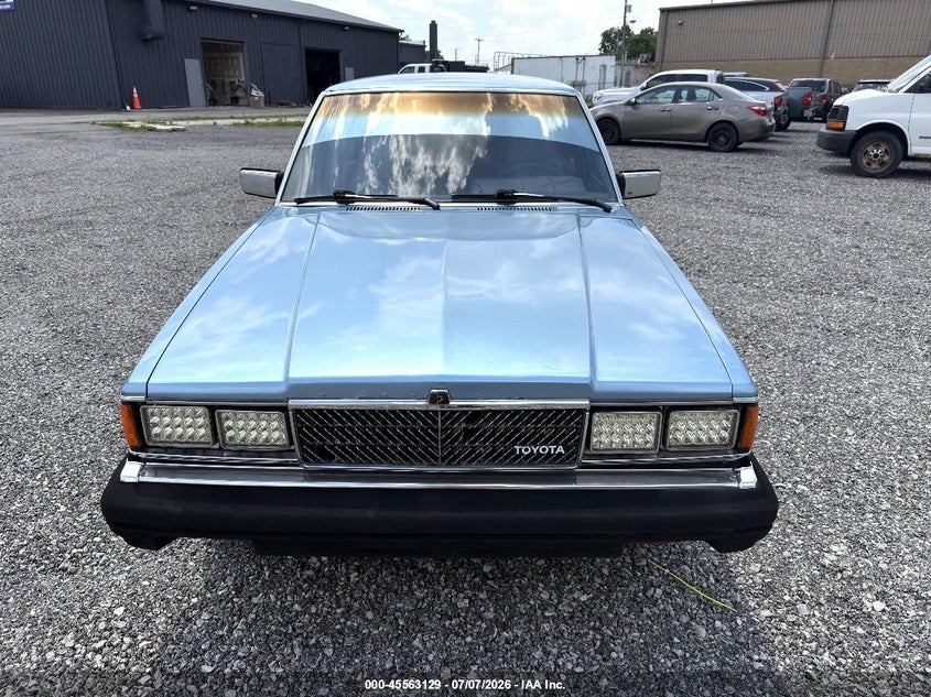 1982 TOYOTA CRESSIDA auction photo 6