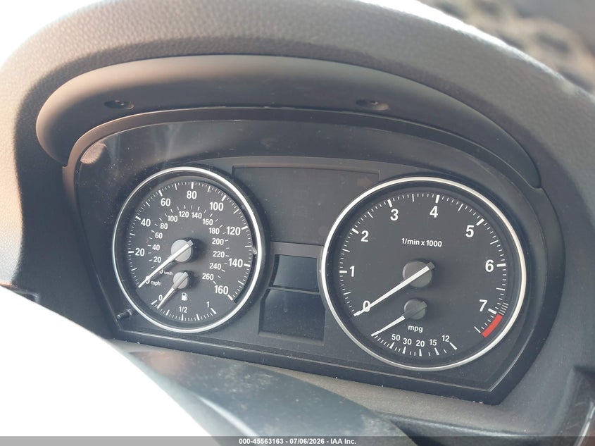 2011 BMW 328I auction photo 7