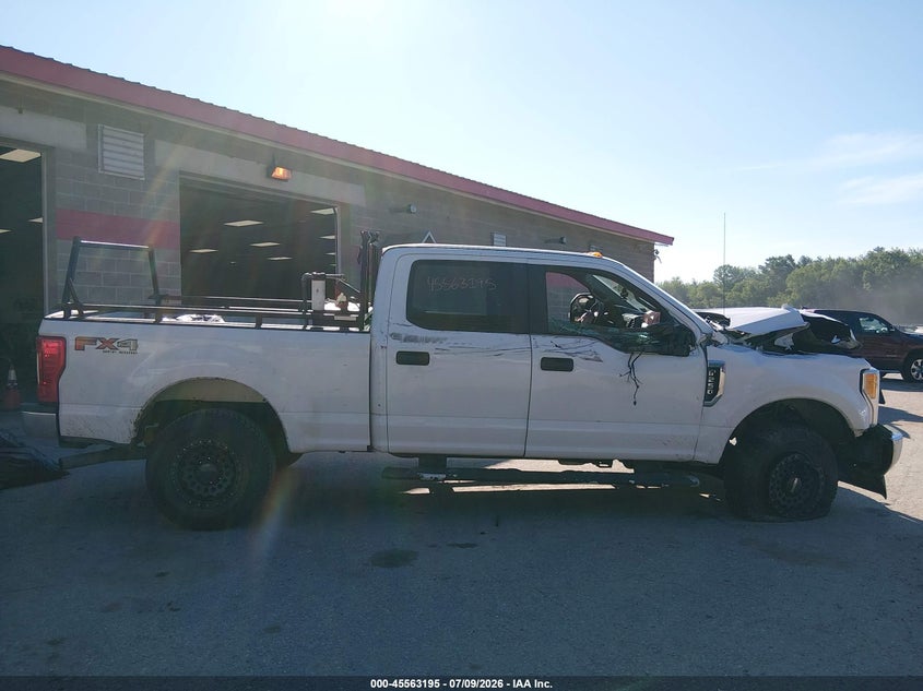 2017 Ford F-250 Xl VIN: 1FT7W2B63HEF04017 Lot: 45563195