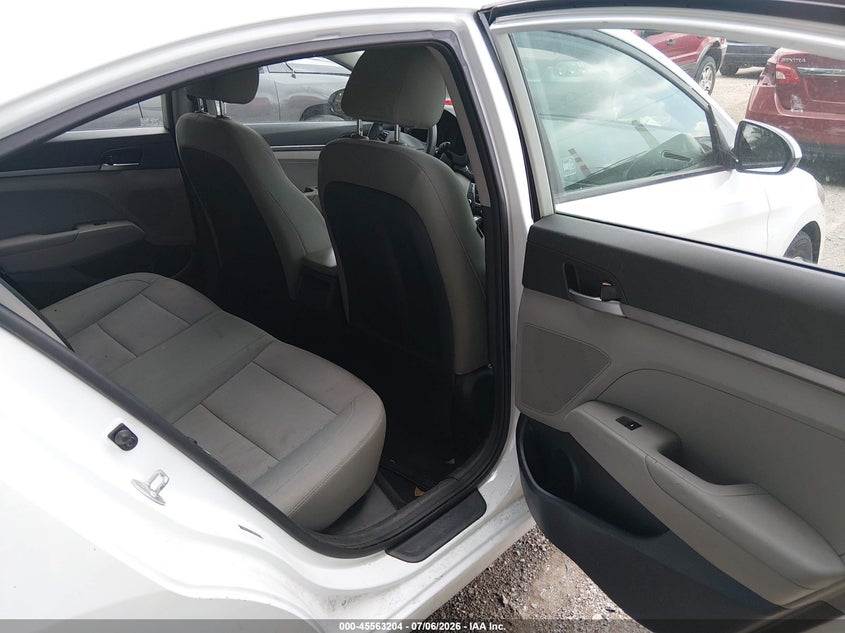 AtlanticExpress - Hyundai Elantra