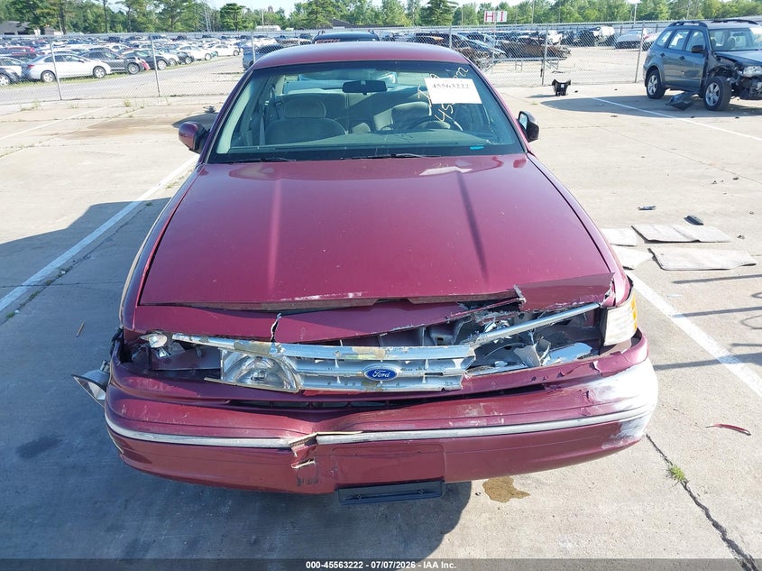 1996 Ford Crown Victoria Lx VIN: 2FALP74W4TX128687 Lot: 45563222