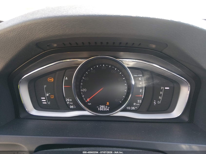 2017 VOLVO V60 auction photo 7