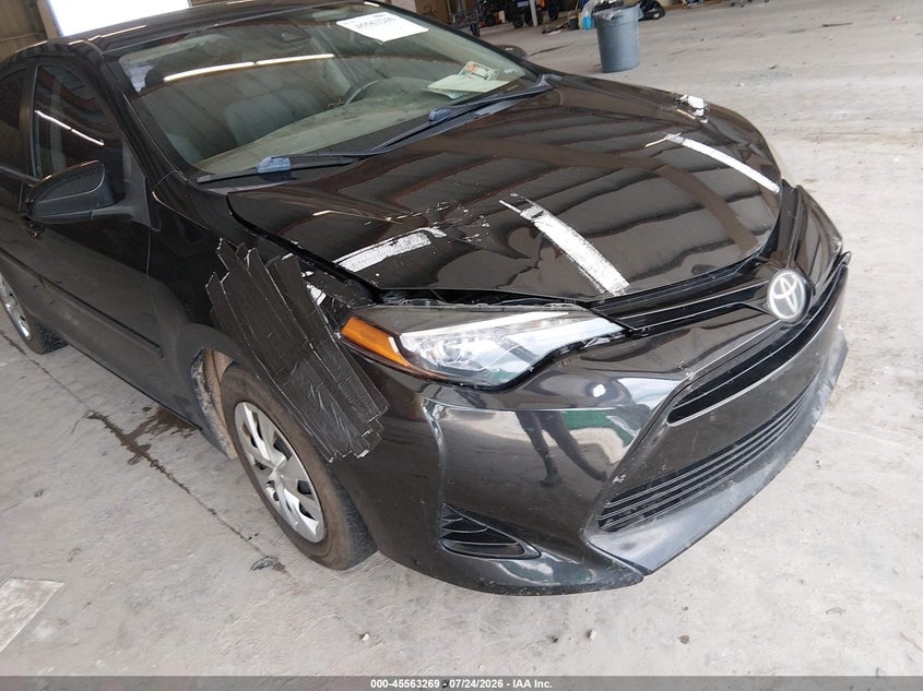 2017 TOYOTA COROLLA auction photo 6