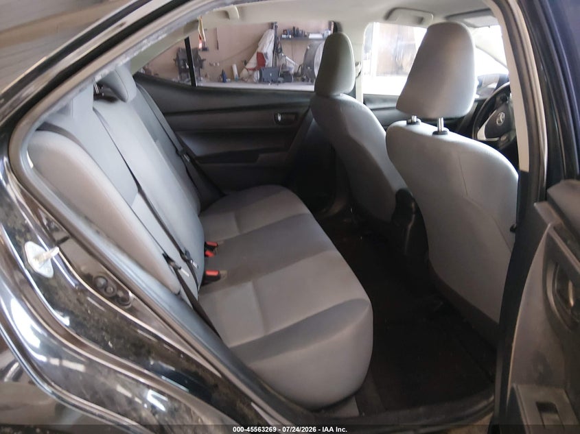 2017 TOYOTA COROLLA auction photo 8