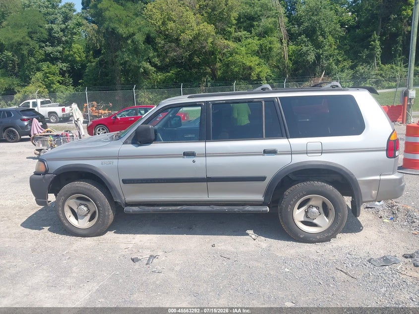 2000 Mitsubishi Montero Sport Ls/Xls VIN: JA4MT31H0YP806724 Lot: 45563292