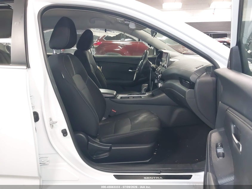 2024 NISSAN SENTRA auction photo 5