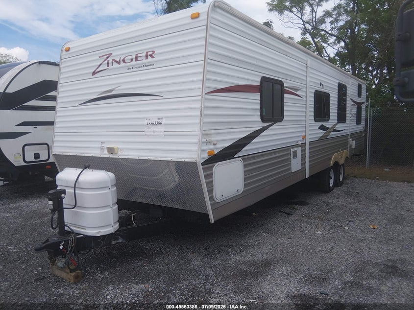 2011 CROSSROADS ZINGER ZT328S auction photo 2