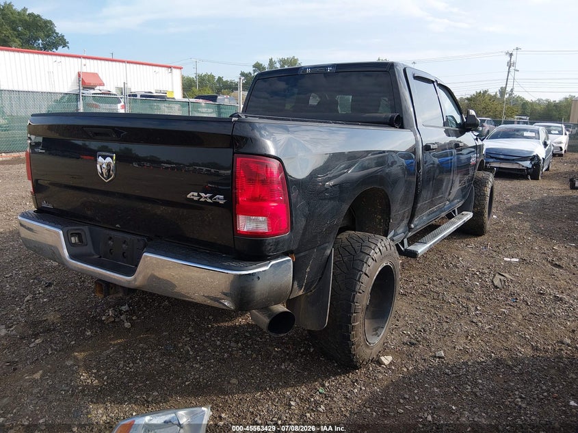 Vin: 3c6ur5cl6jg328649, lot: 46061758, ram 2500 tradesman  4x4 6'4 box 20184