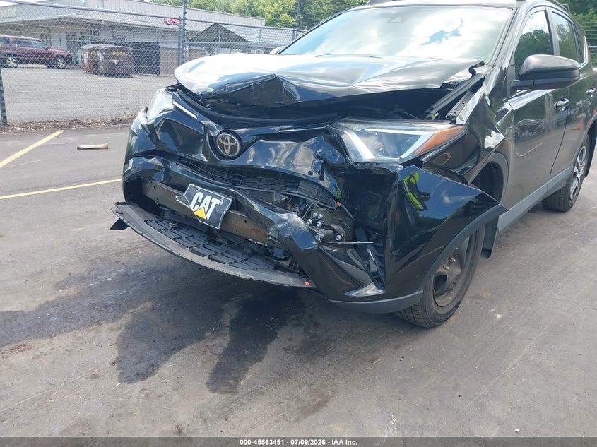 2017 TOYOTA RAV4 auction photo 6