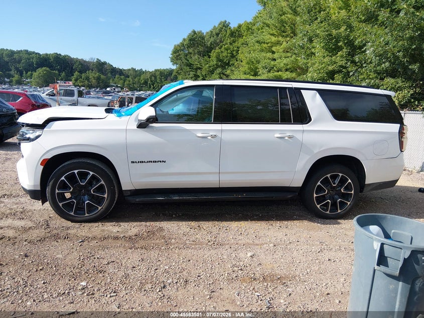 CHEVROLET SUBURBAN - zdjęcie 15
