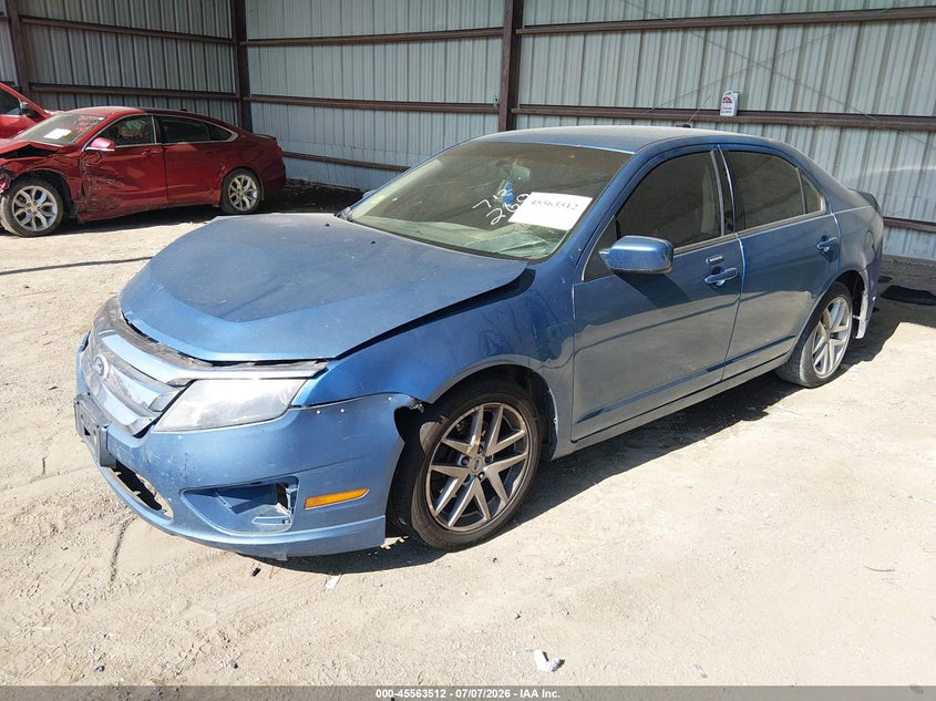 2010 Ford Fusion, Right Front, IAAI, VIN 3FAHP0JA8AR321393 — photo 2