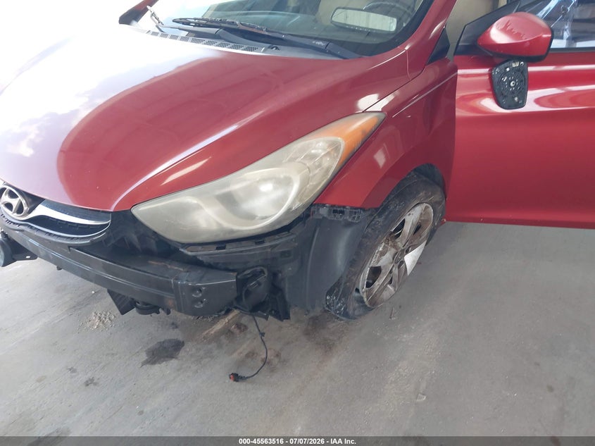 2012 HYUNDAI ELANTRA auction photo 6
