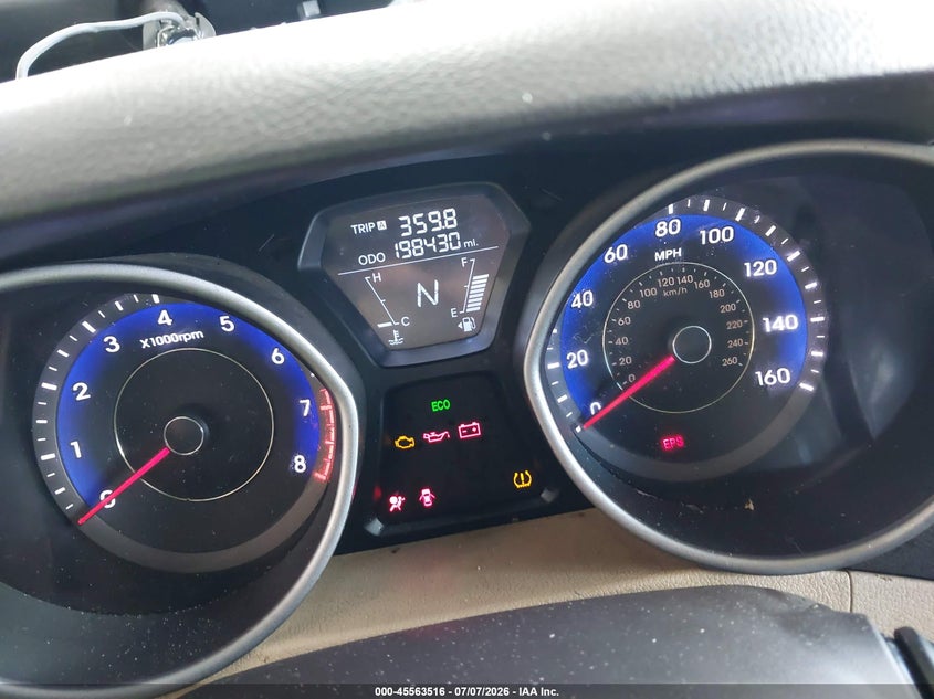 2012 HYUNDAI ELANTRA auction photo 7