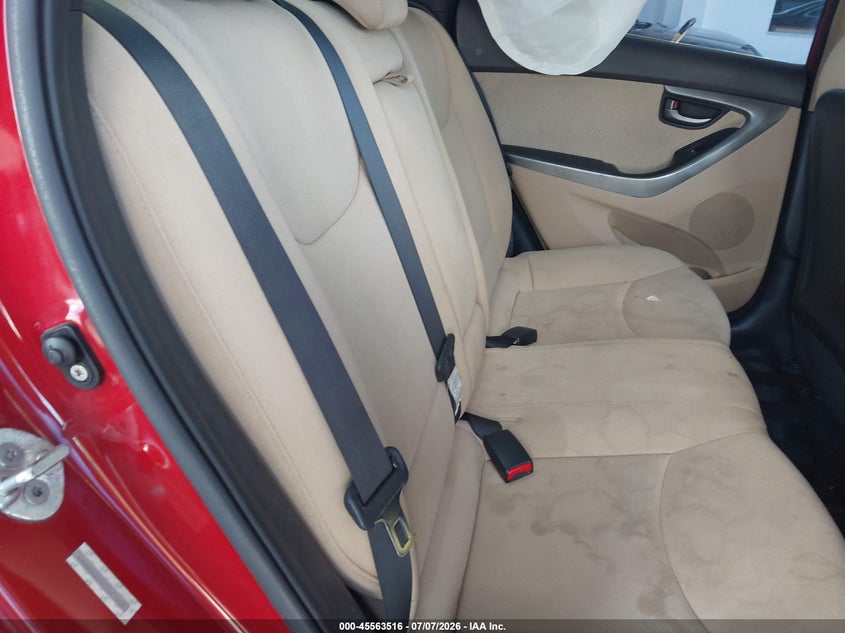 2012 HYUNDAI ELANTRA auction photo 8