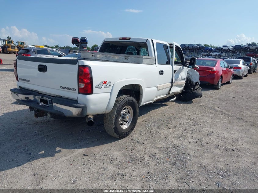 2004 CHEVROLET SILVERADO 2500HD auction photo 4
