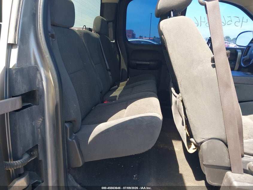 2007 CHEVROLET SILVERADO PICKUP 5.3L V-8 315HP